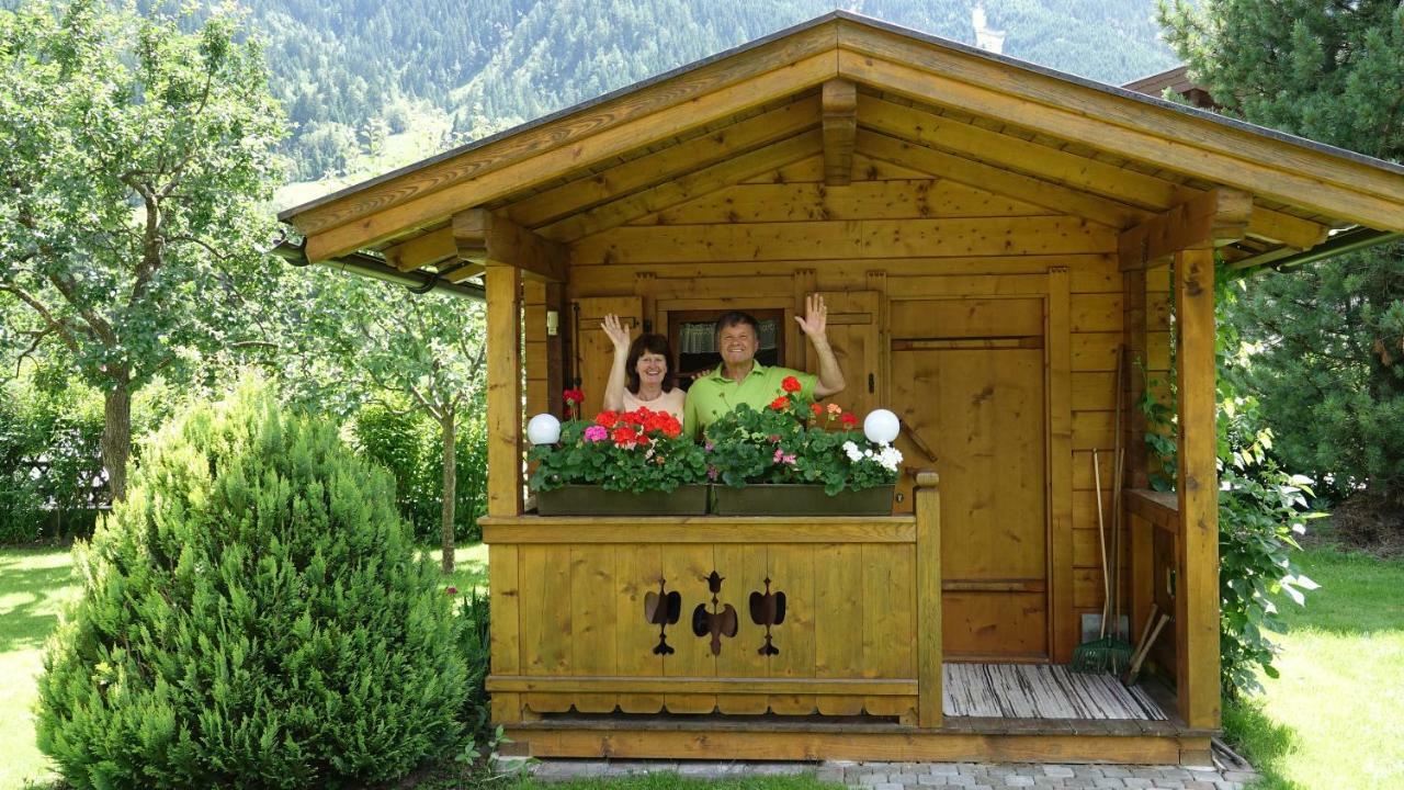Gaestehaus Margareta Wald im Pinzgau Exterior foto